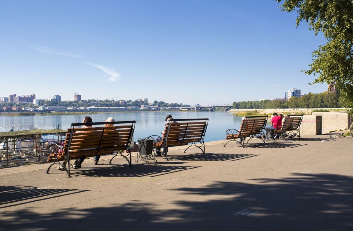 Верхняя набережная Иркутска или Бульвар Гагарина Верхняя набережная Иркутска или Бульвар Гагарина